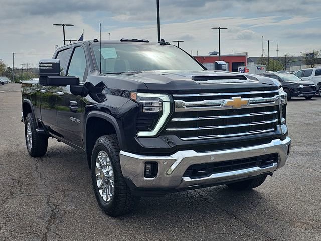 Used 2024 Chevrolet Silverado 2500 LTZ w/ LTZ Premium Package image 10