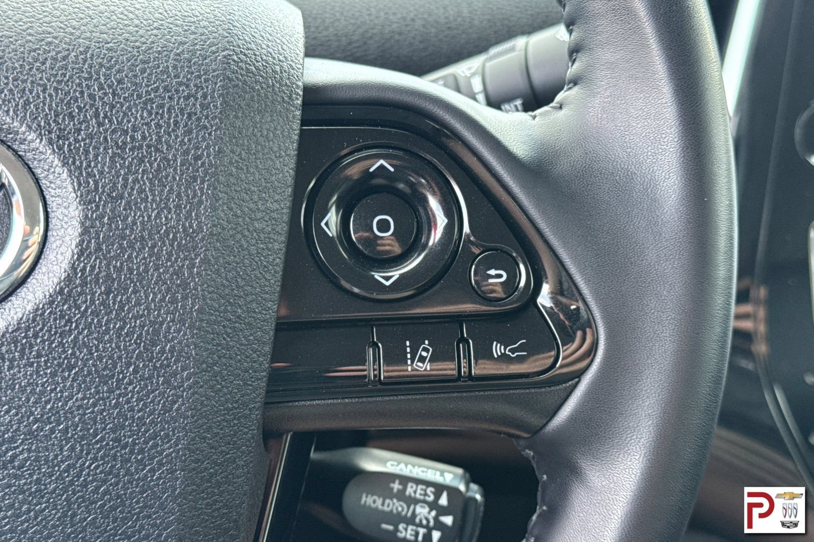 Used 2021 Toyota Prius Prime XLE FWD image 29