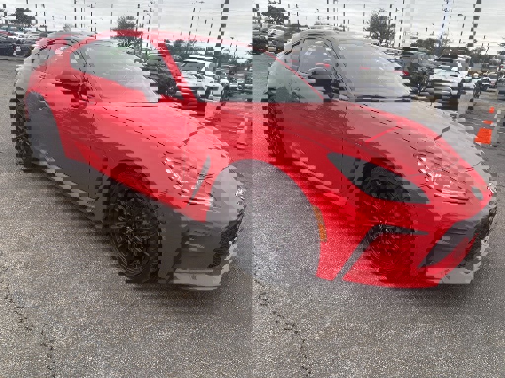 Certified 2024 Toyota GR86 Premium image 4