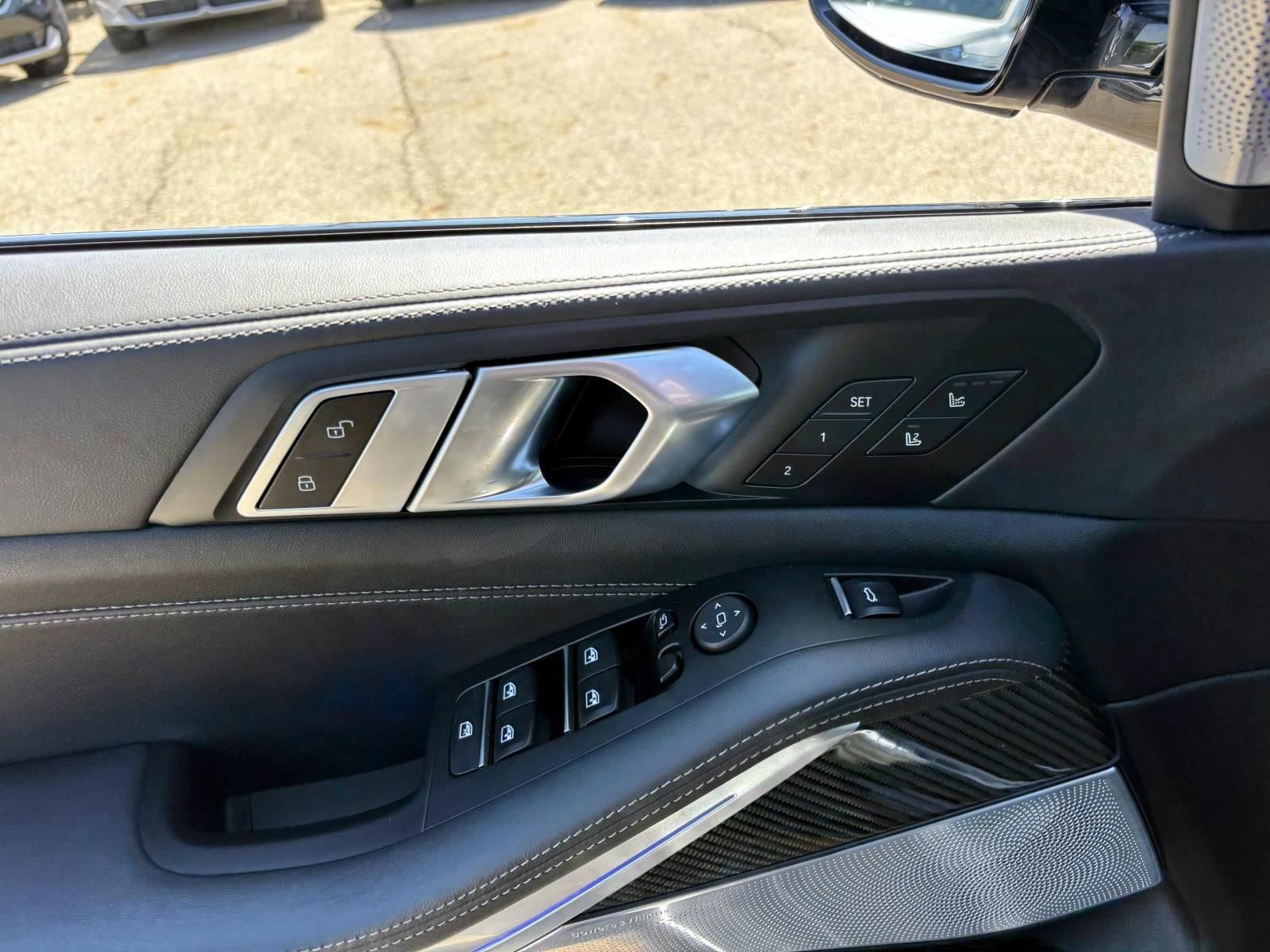 Used 2024 BMW X5 M60i image 12
