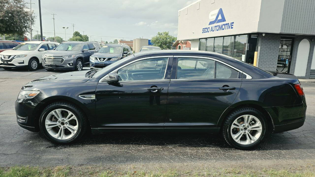 Used 2019 Ford Taurus SEL AWD/4WD image 3
