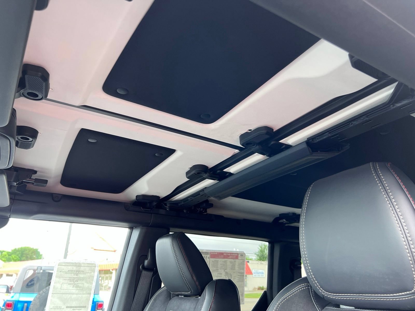 New 2026 Ford Bronco Raptor AWD/4WD image 18