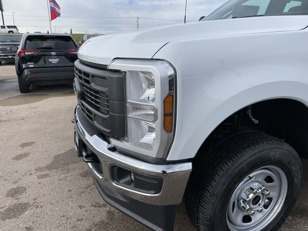 New 2026 Ford F350 XL w/ XL Chrome Package image 34
