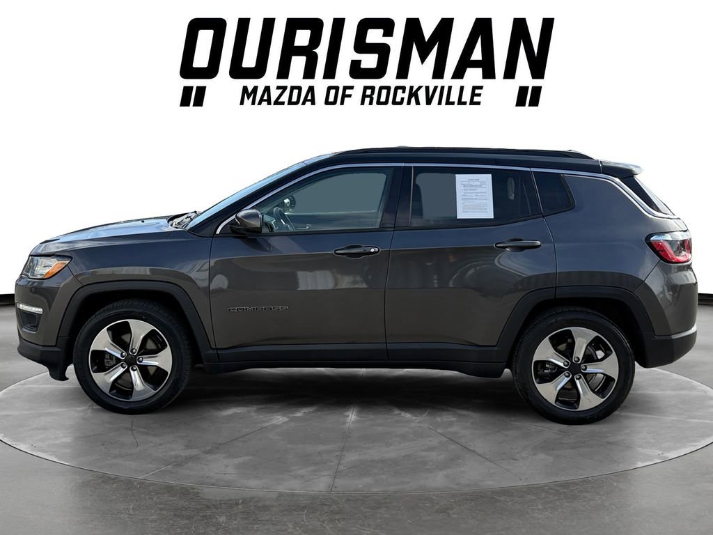 Used 2018 Jeep Compass Latitude w/ Popular Equipment Group FWD image 3
