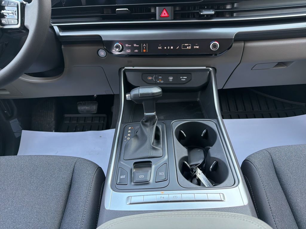 New 2026 Kia Carnival LX image 25