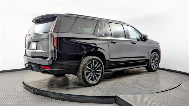 Used 2023 Cadillac Escalade ESV Sport AWD/4WD image 8
