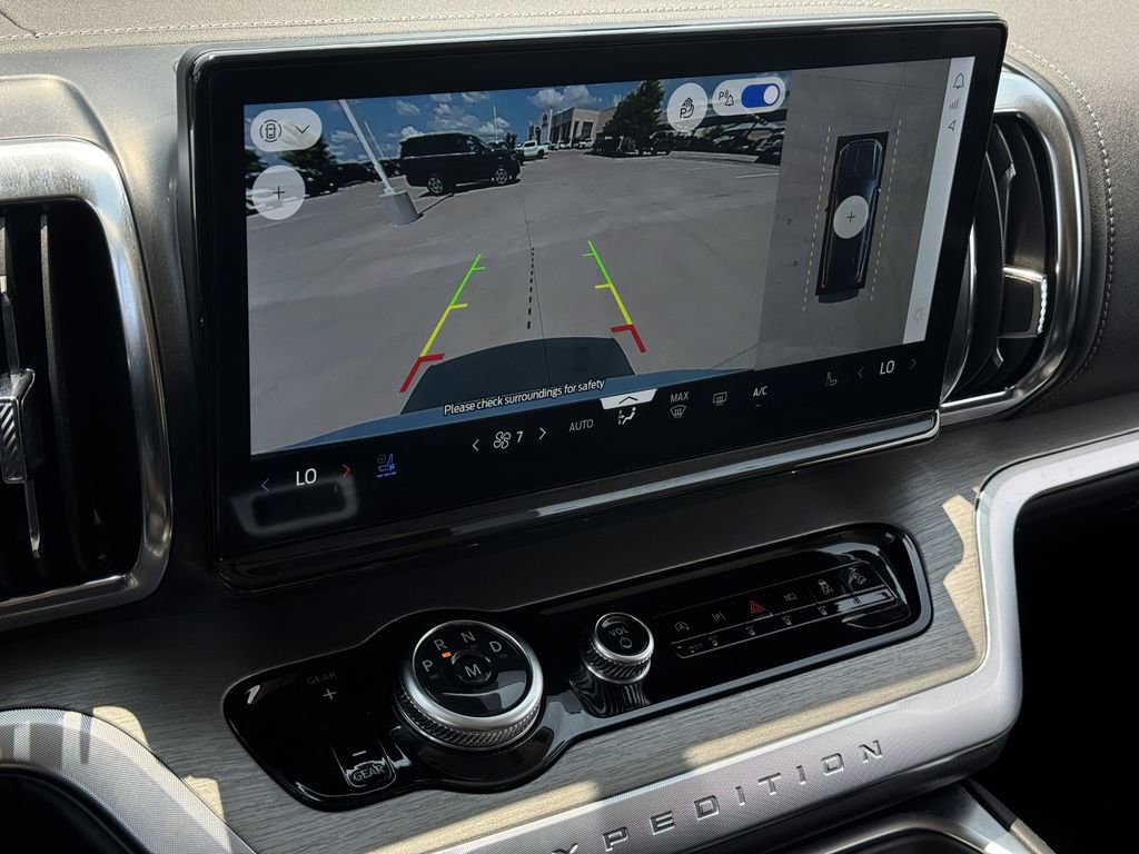 Used 2025 Ford Expedition Max Platinum AWD/4WD image 20