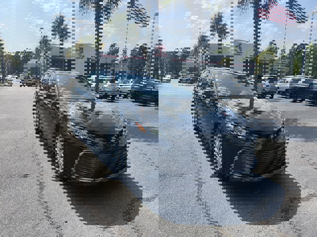 Used 2024 Toyota Camry LE FWD image 2