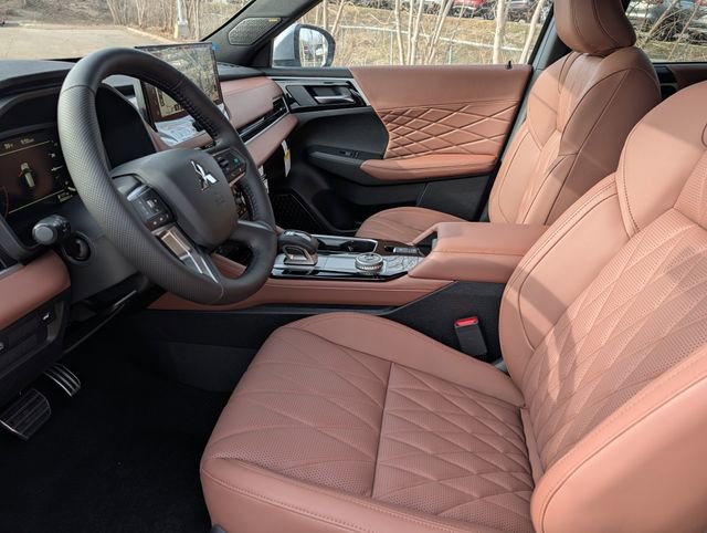 New 2026 Mitsubishi Outlander SEL image 4
