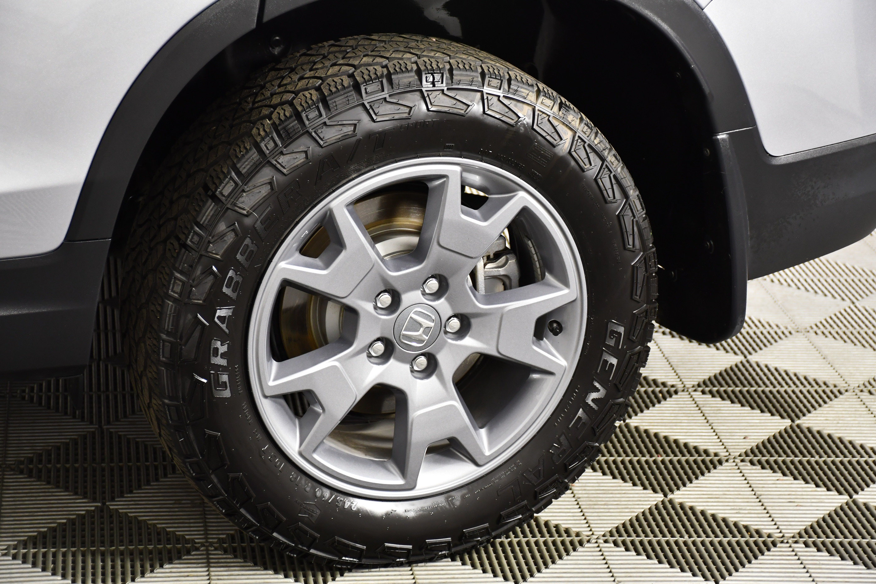 Certified 2025 Honda Passport TrailSport image 53