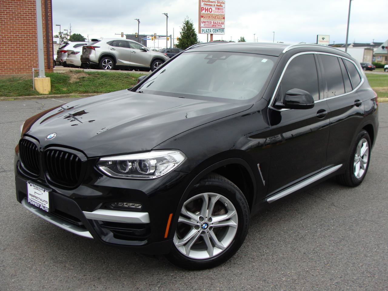 Used 2021 BMW X3 xDrive30i w/ Convenience Package AWD/4WD image 3