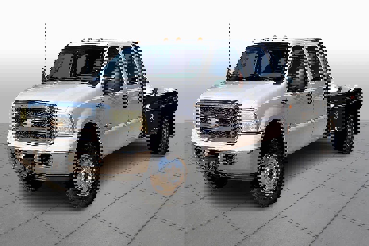 Used 2006 Ford F350 Lariat image 3