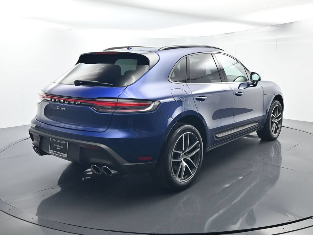 Certified 2024 Porsche Macan AWD/4WD image 14