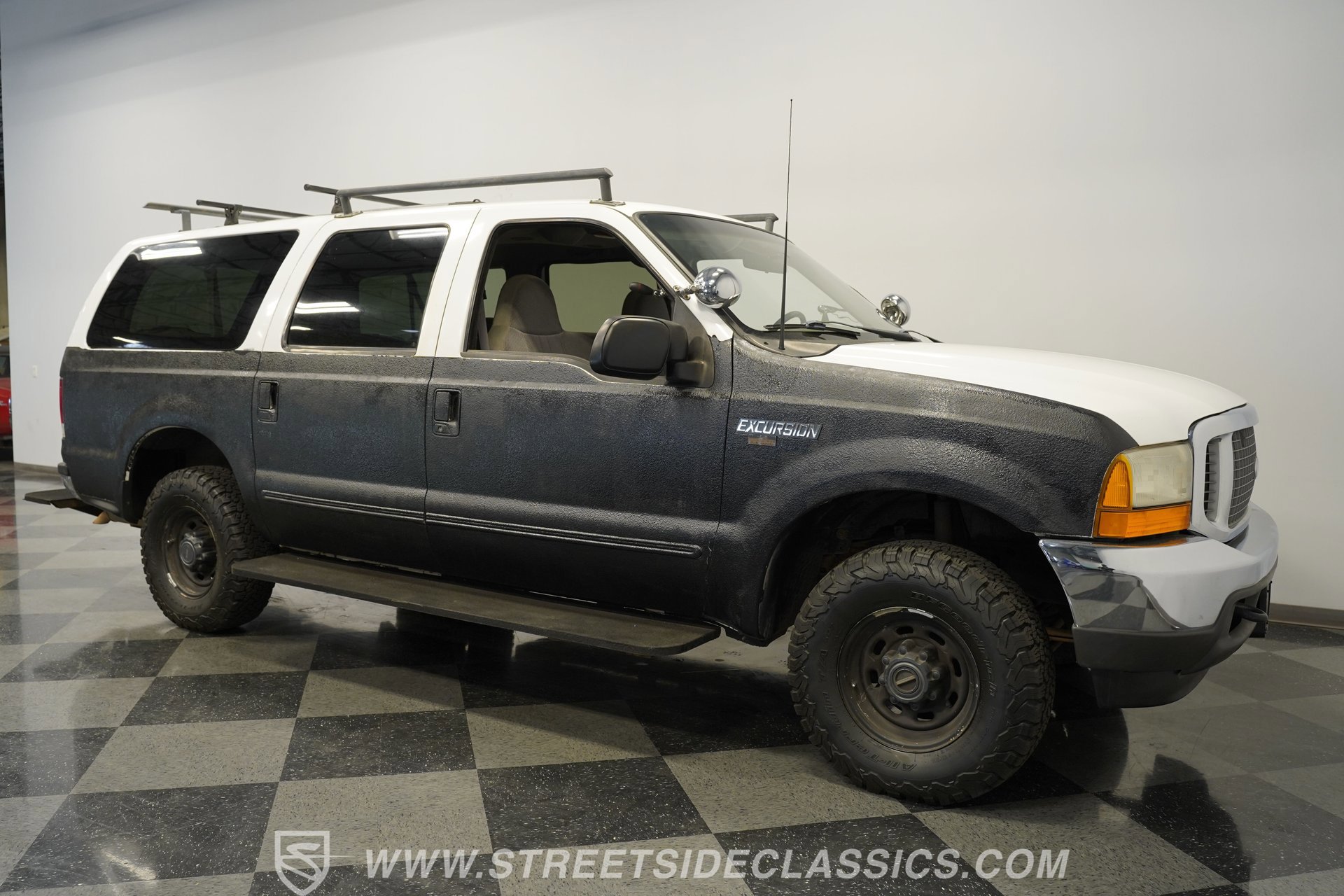 Used 2000 Ford Excursion XLT image 14