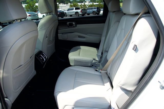 Used 2025 Kia Sorento EX w/ EX Panoramic Sunroof Package AWD/4WD image 15