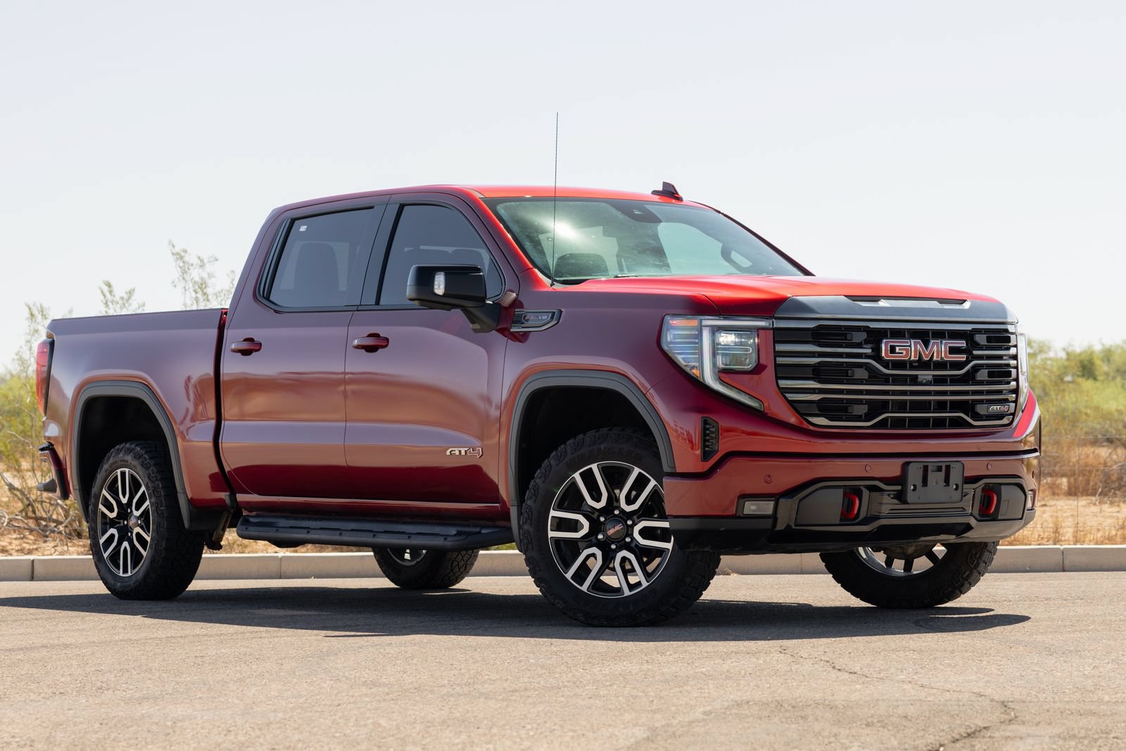 Used 2023 GMC Sierra 1500 AT4 w/ AT4 Preferred Package AWD/4WD image 6