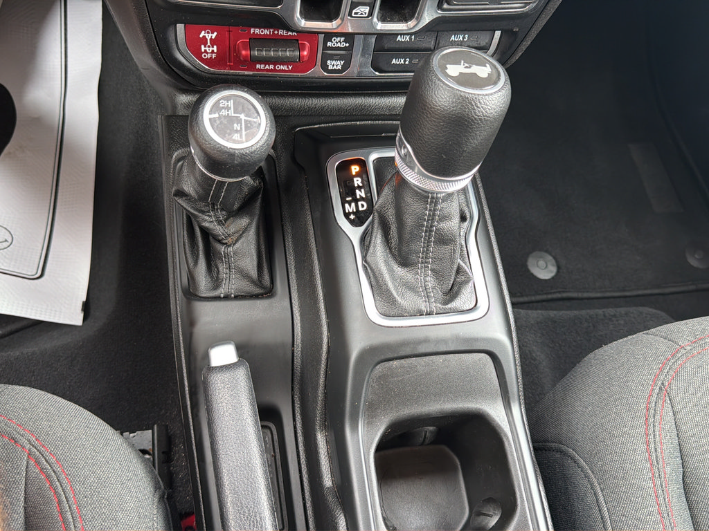 Used 2026 Jeep Wrangler Unlimited Rubicon AWD/4WD image 28