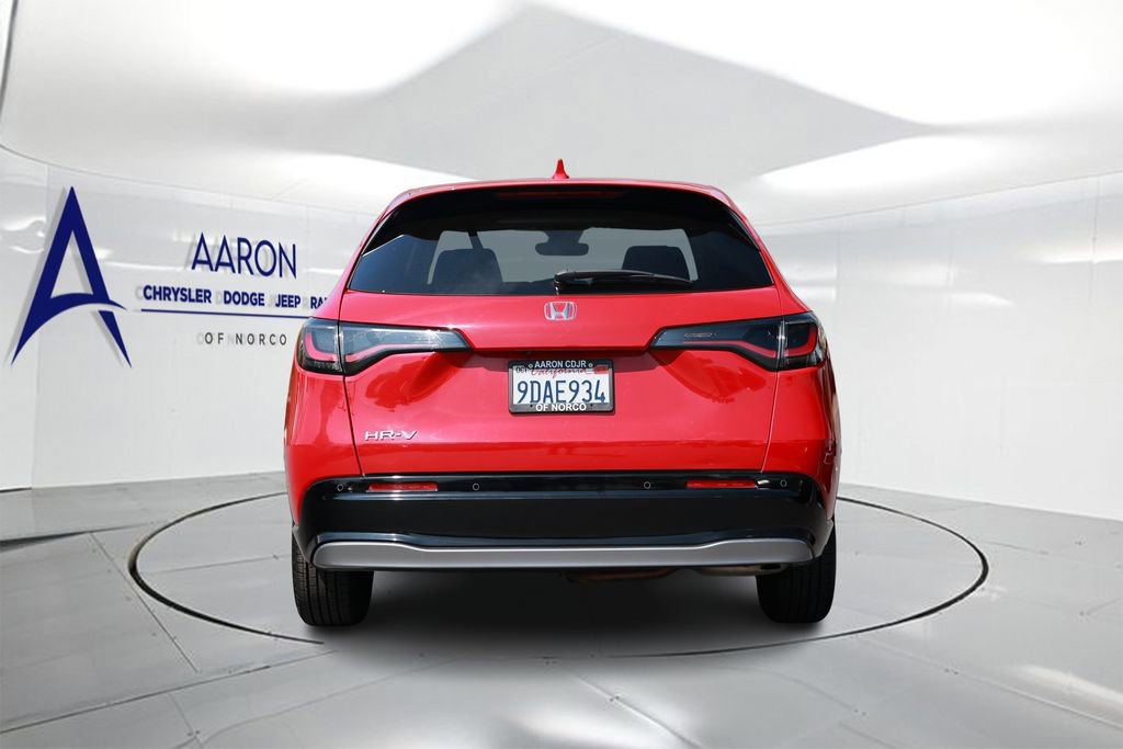 Used 2023 Honda HR-V EX-L image 3