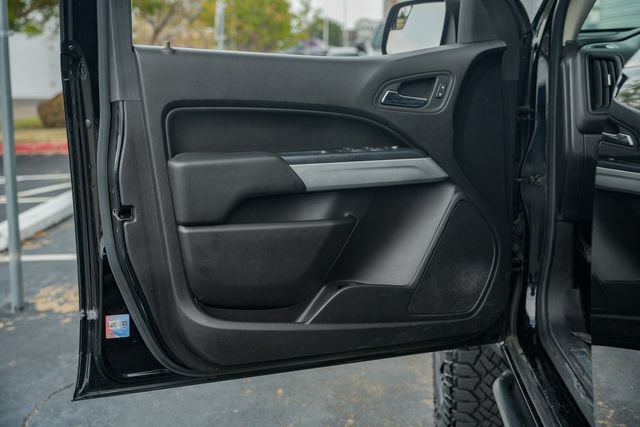 Used 2018 Chevrolet Colorado ZR2 w/ ZR2 Midnight Special Edition AWD/4WD image 23