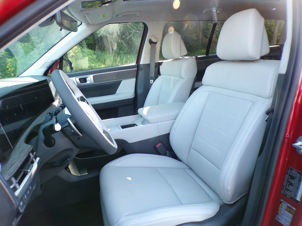 New 2026 Hyundai Santa Fe Calligraphy AWD/4WD image 13