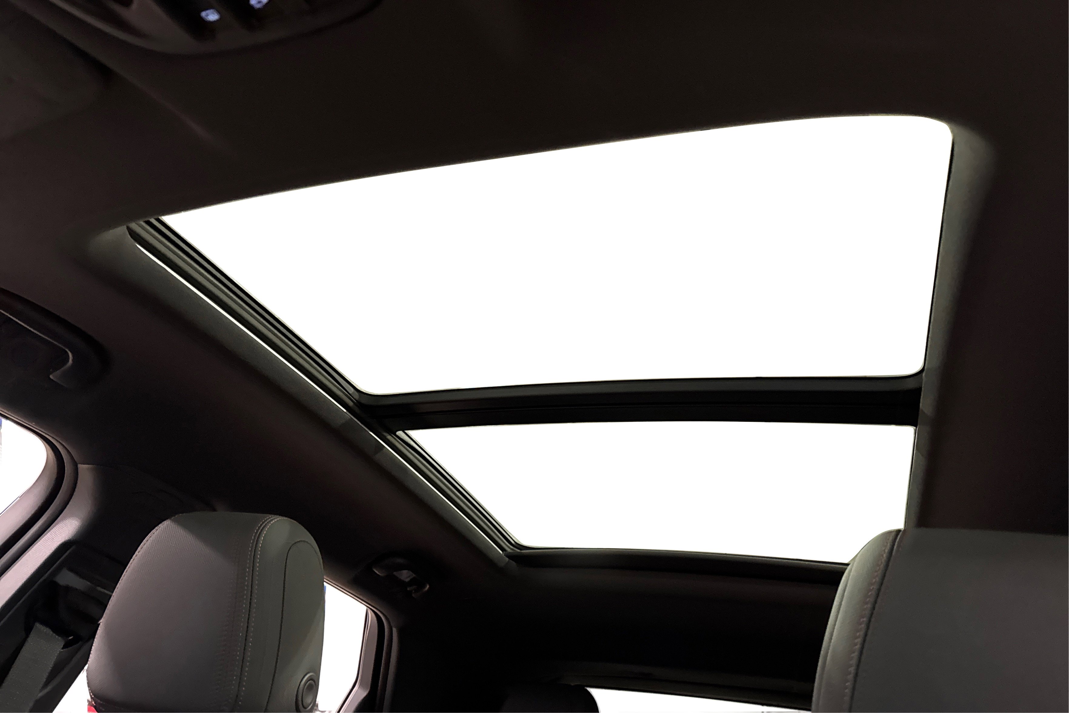 Used 2023 Chevrolet TrailBlazer RS w/ Sun and Liftgate Package AWD/4WD image 33