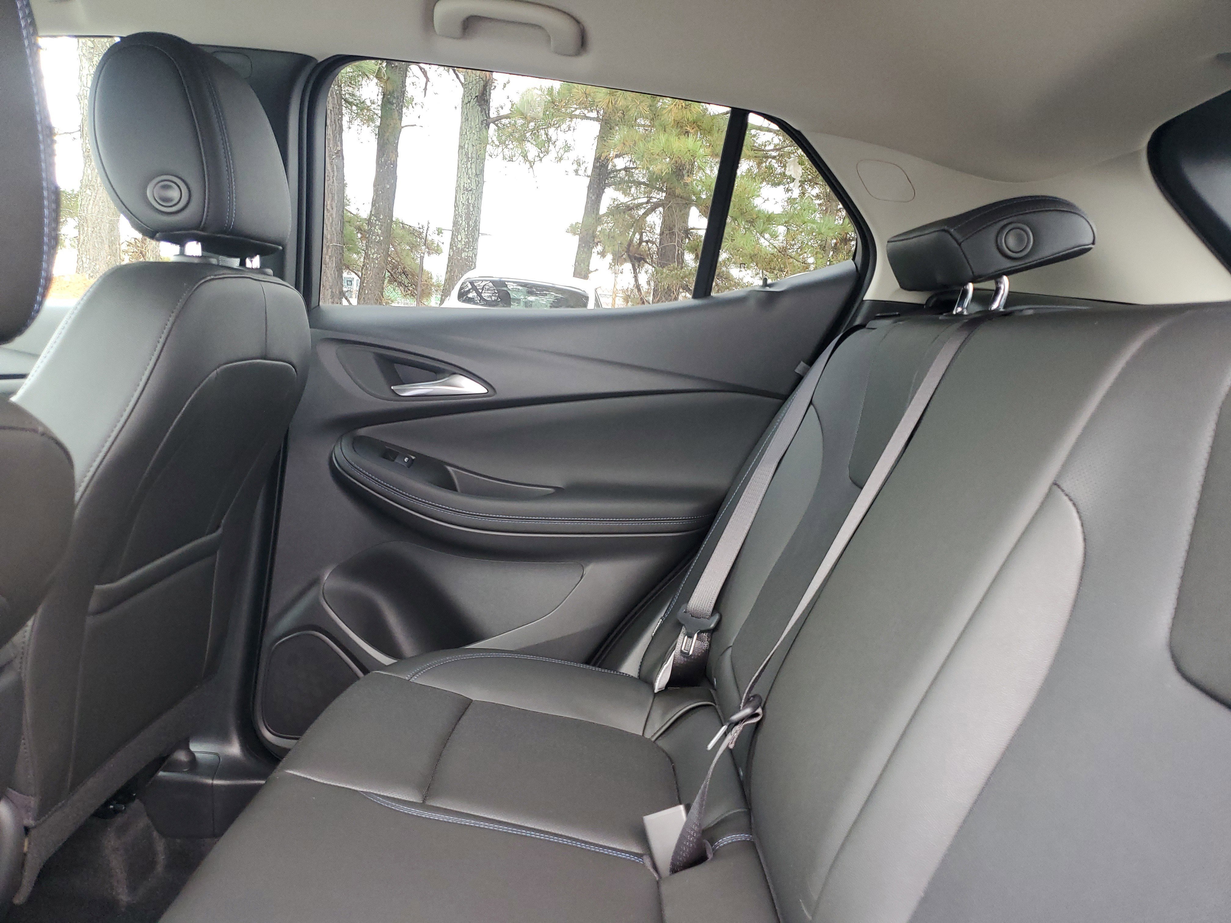 New 2026 Buick Encore GX Sport Touring image 9