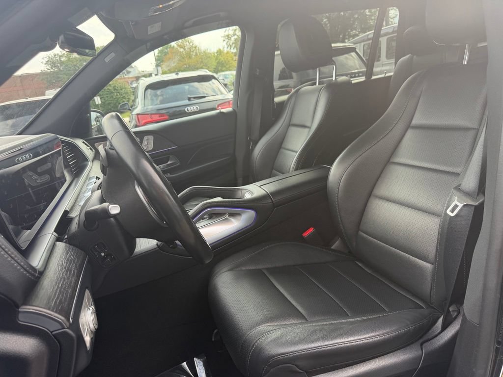 Used 2022 Mercedes-Benz GLS 450 4MATIC image 10