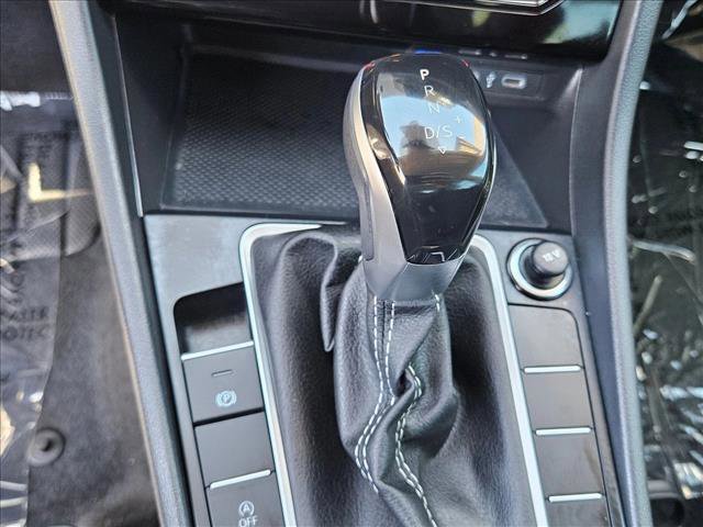 Used 2025 Volkswagen Jetta S FWD image 12
