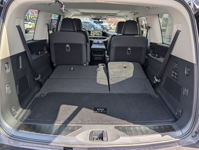 Used 2025 INFINITI QX80 Luxe w/ Exterior Package image 30