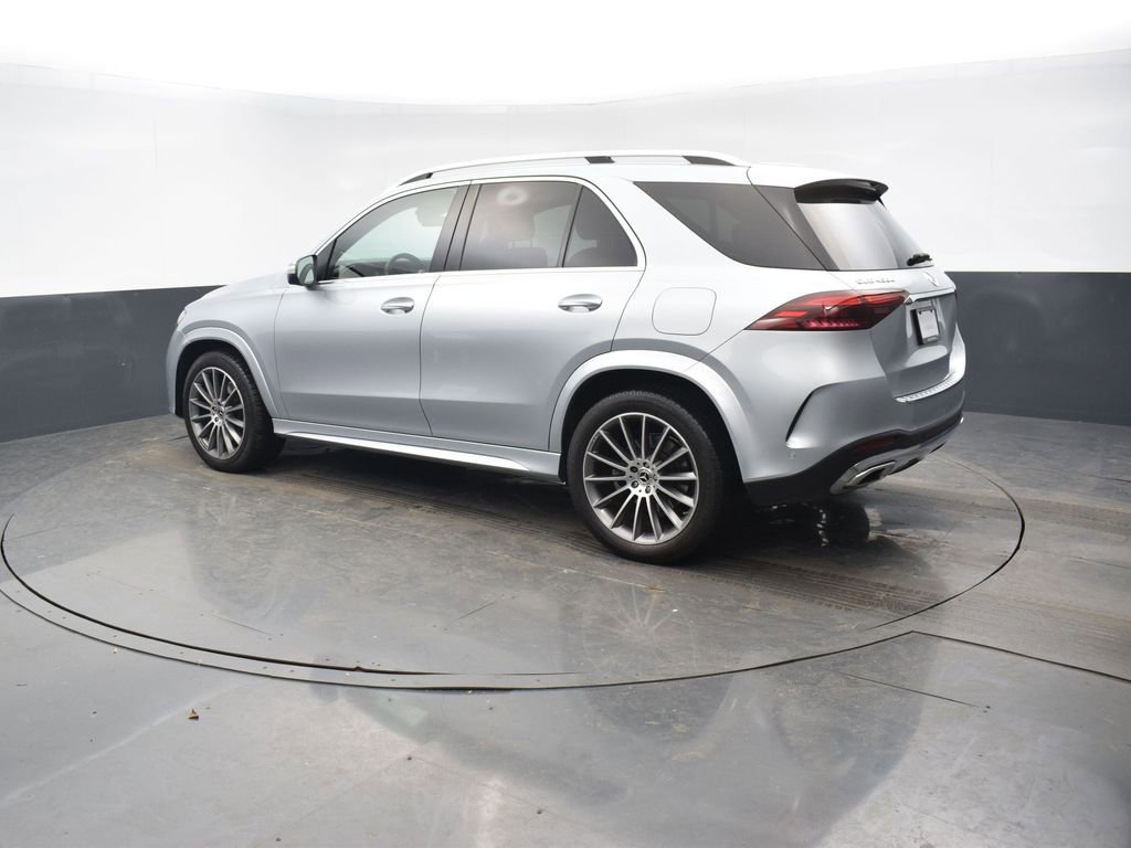 Used 2024 Mercedes-Benz GLE 450e 4MATIC image 4