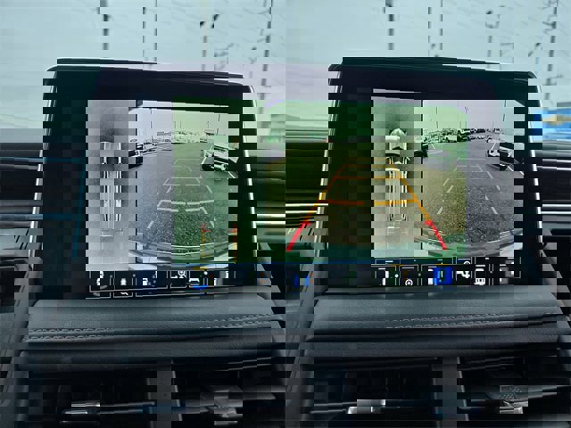 Used 2022 Chevrolet Tahoe Z71 w/ Luxury Package image 24