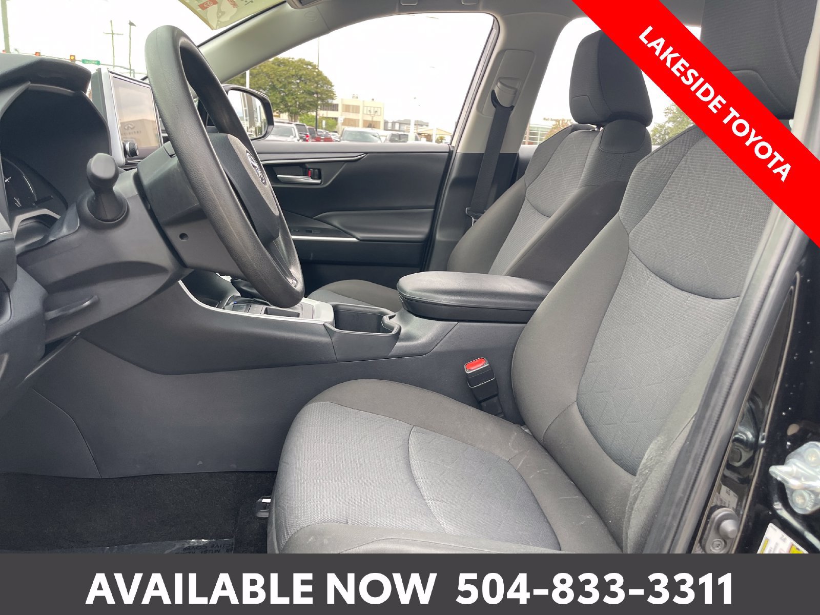 Certified 2025 Toyota RAV4 XLE FWD image 29
