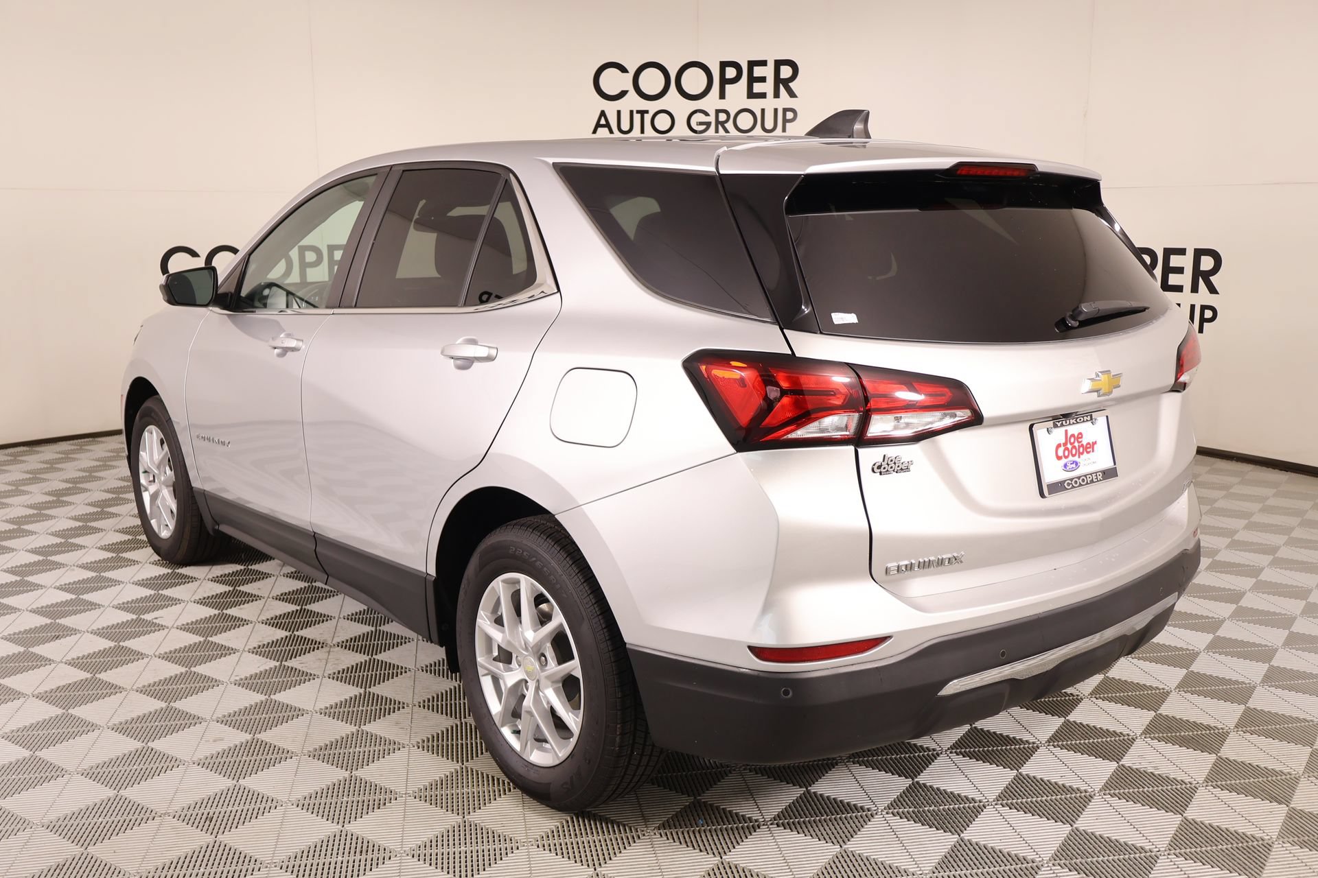 Used 2022 Chevrolet Equinox LT FWD image 22