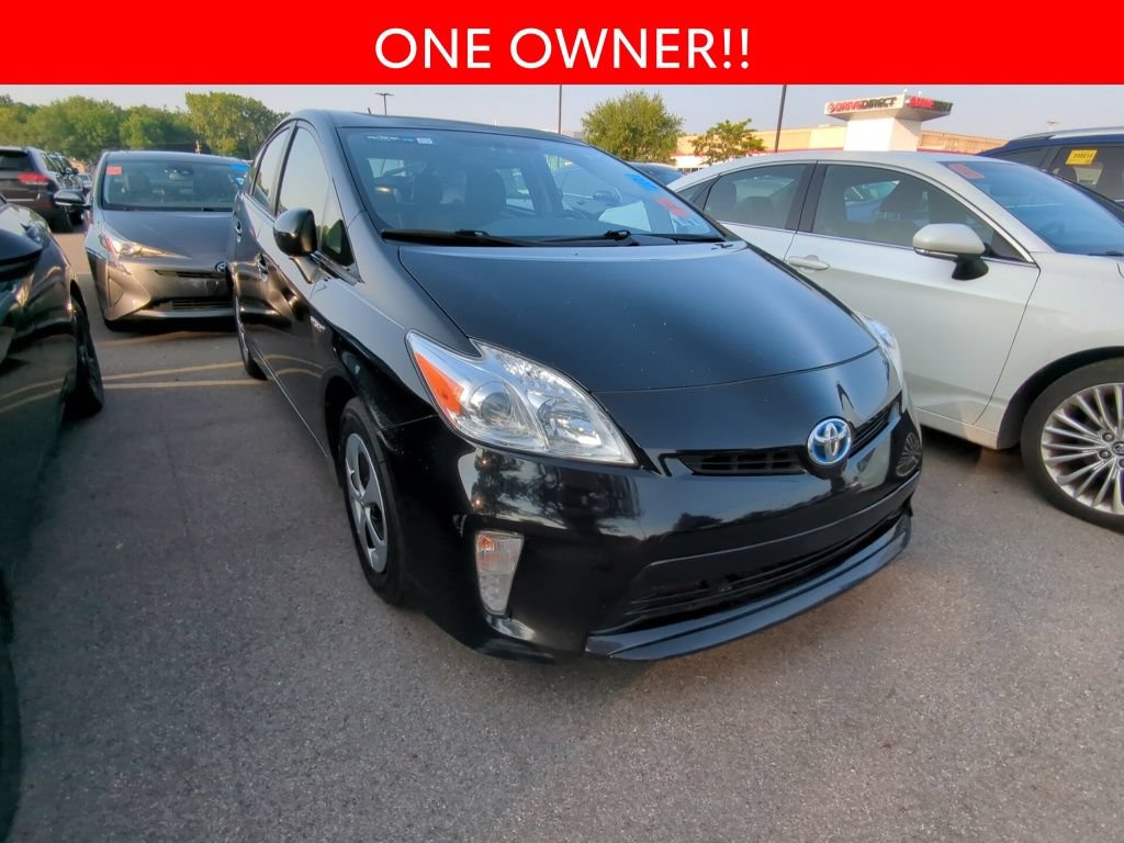 Used 2015 Toyota Prius Three FWD image 3