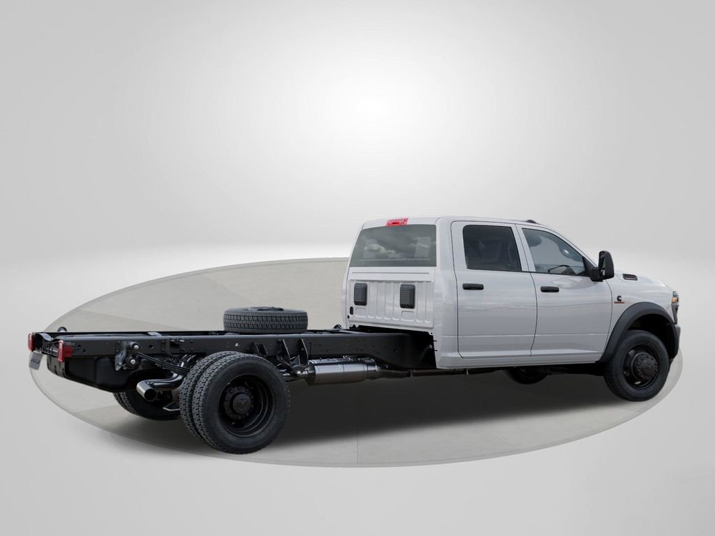 New 2026 RAM 5500 Tradesman AWD/4WD image 4