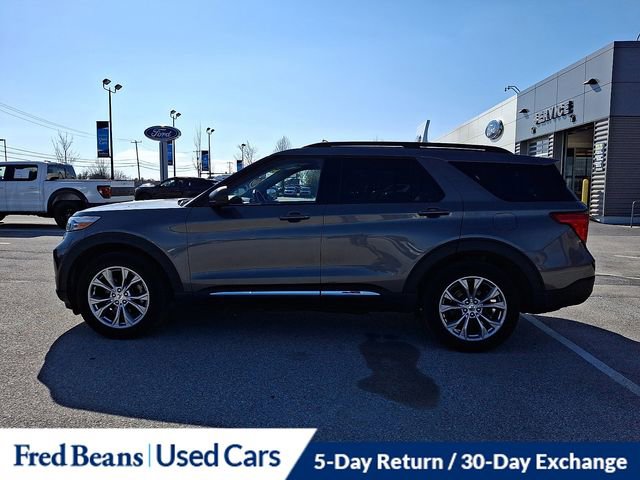 Used 2022 Ford Explorer XLT w/ Equipment Group 202A AWD/4WD image 6