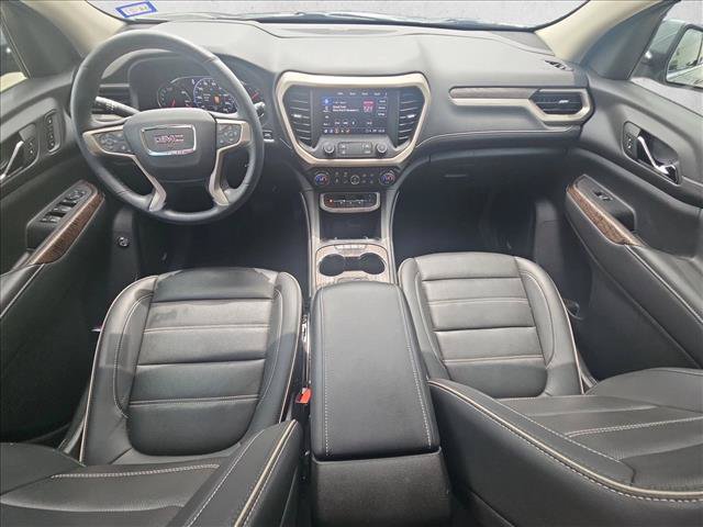 Used 2023 GMC Acadia Denali w/ Denali Ultimate Package AWD/4WD image 17