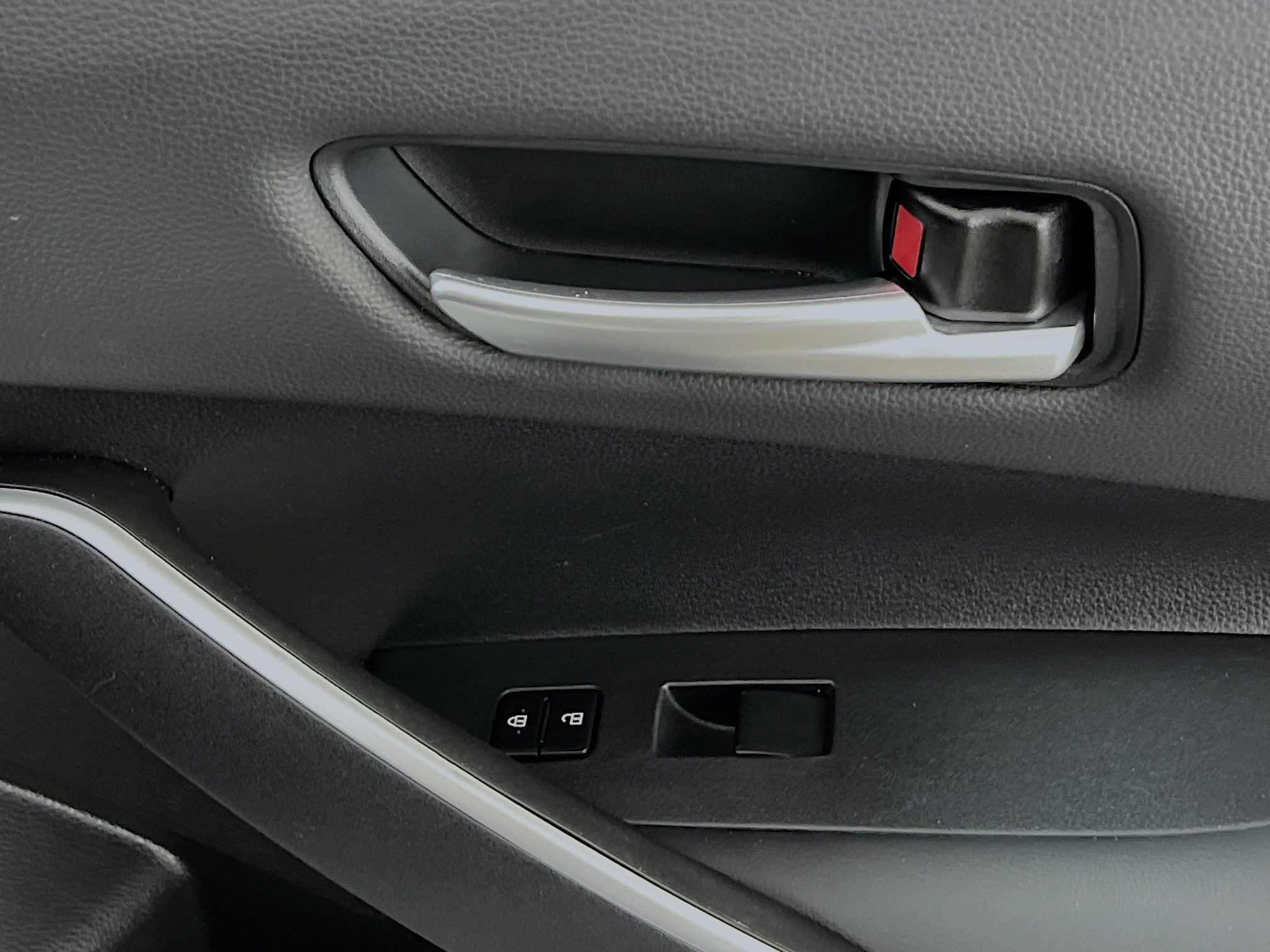 Used 2023 Toyota Corolla SE image 32