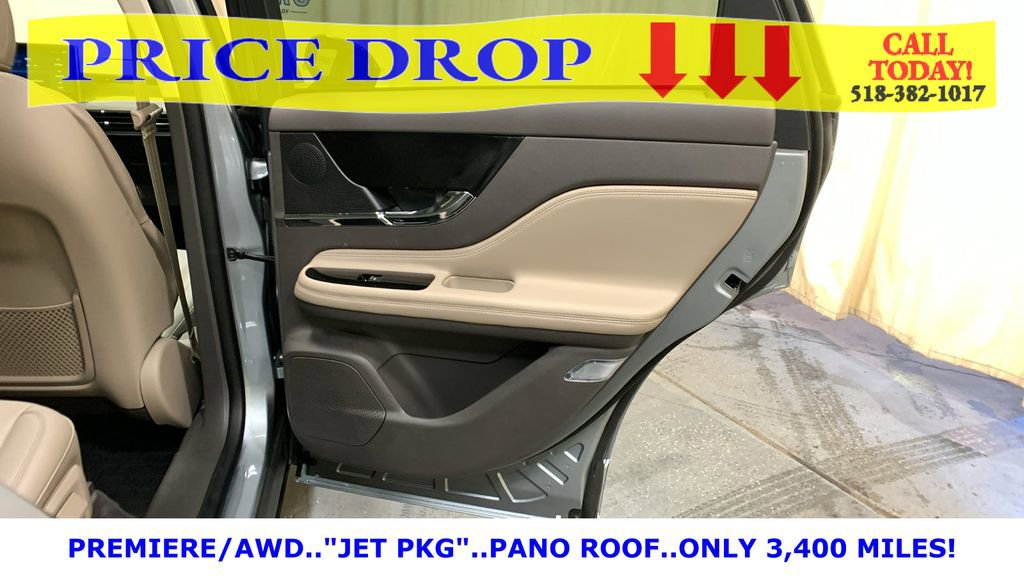 Used 2024 Lincoln Corsair AWD w/ Equipment Group 101A image 14