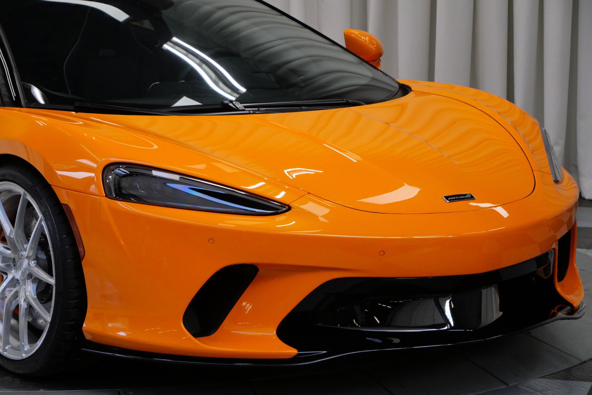 Used 2023 McLaren GT image 35