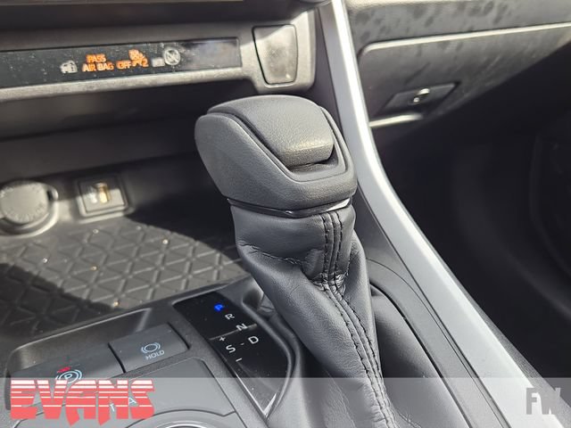 Used 2024 Toyota RAV4 LE AWD/4WD image 11