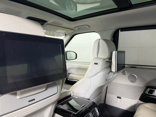 Used 2017 Land Rover Range Rover LWB SV Autobiography AWD/4WD image 27