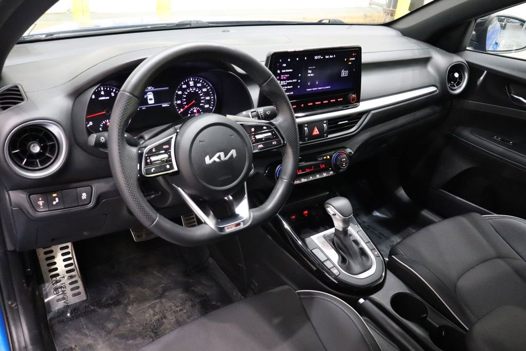 Used 2023 Kia Forte GT-Line image 20