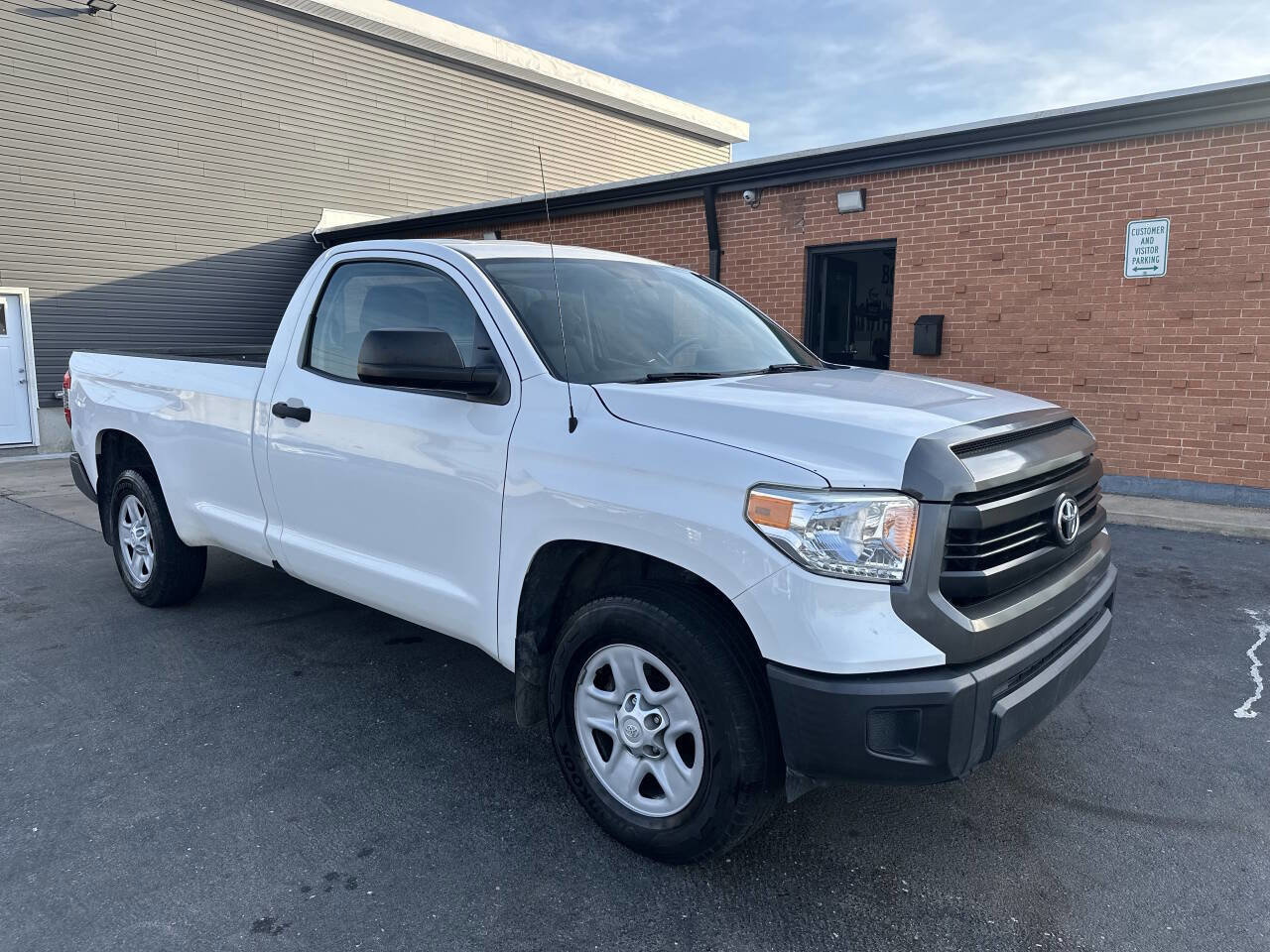 Used 2017 Toyota Tundra SR w/ Four Season Mat Package