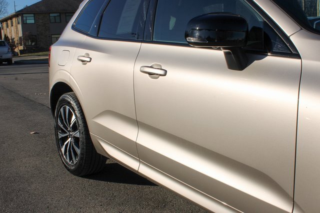 Used 2025 Volvo XC60 B5 Plus image 50