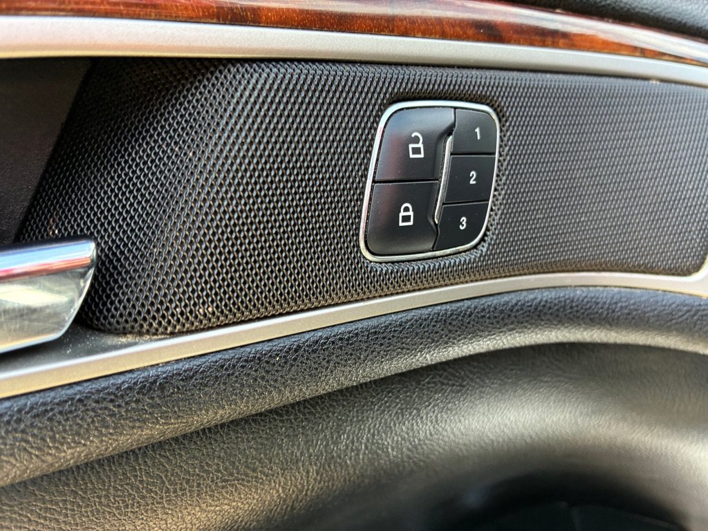 Used 2015 Lincoln MKZ w/ Equipment Group 102A Reserve FWD image 32
