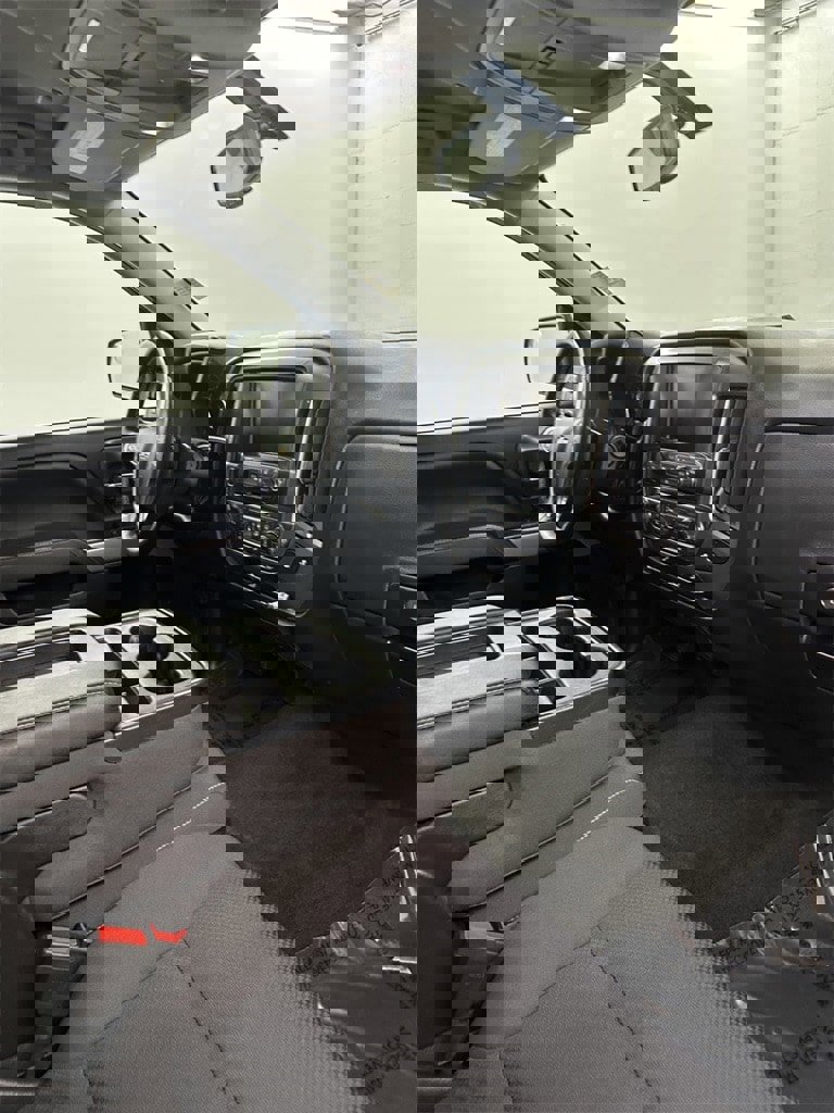 Used 2018 Chevrolet Silverado 1500 LT w/ All Star Edition image 36