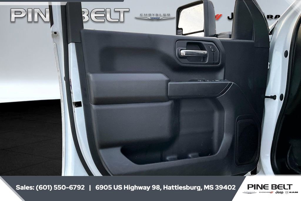 Used 2023 Chevrolet Silverado 2500 Custom w/ Gooseneck/5TH Wheel Package image 17