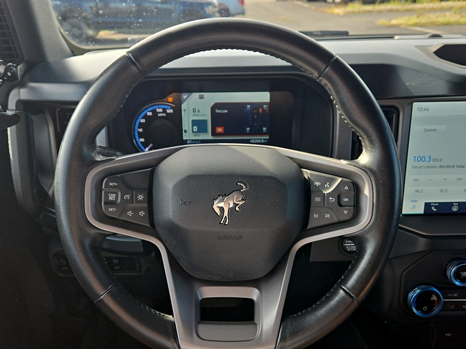 Certified 2023 Ford Bronco Outer Banks w/ Sasquatch Package AWD/4WD image 12