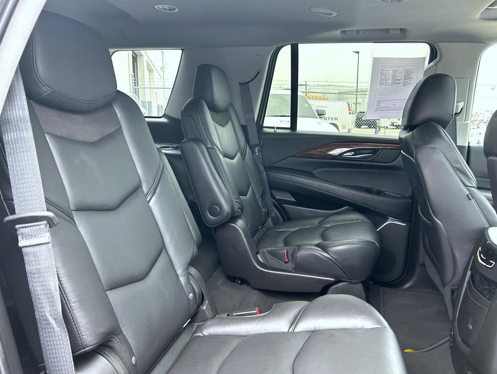 Used 2019 Cadillac Escalade Luxury image 21
